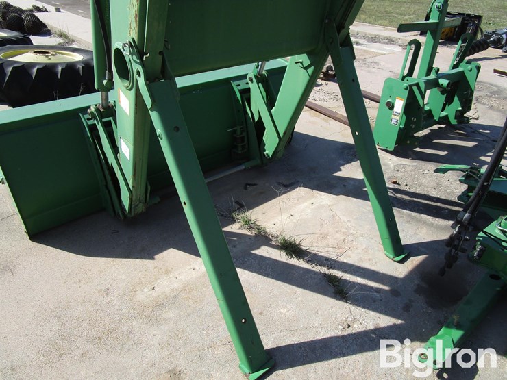 john-deere-740-image-17