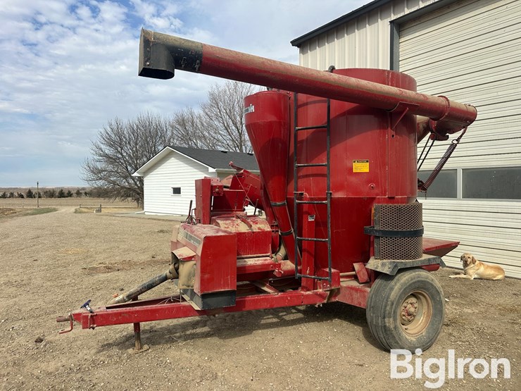 case-ih-1250-image-1