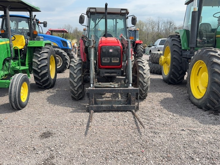 massey-ferguson-4253-image-2