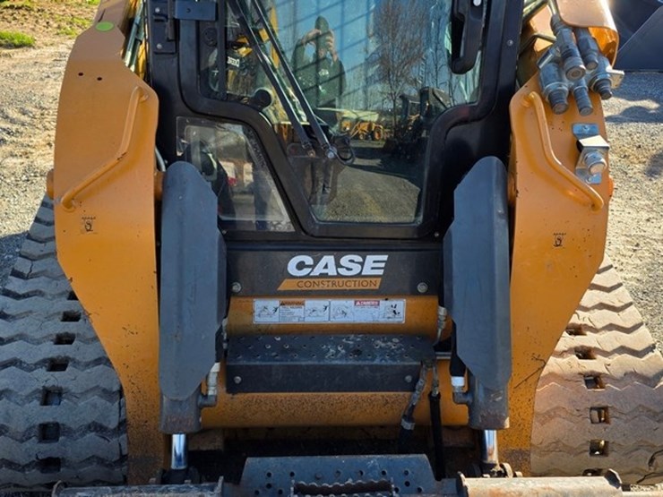 2021-case-tv450b-image-39