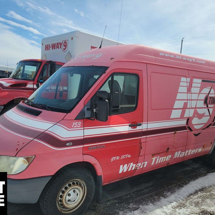 2005 DODGE SPRINTER 2500