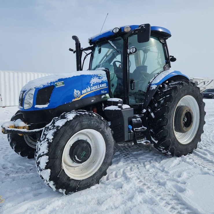 2015 NEW HOLLAND T6.155