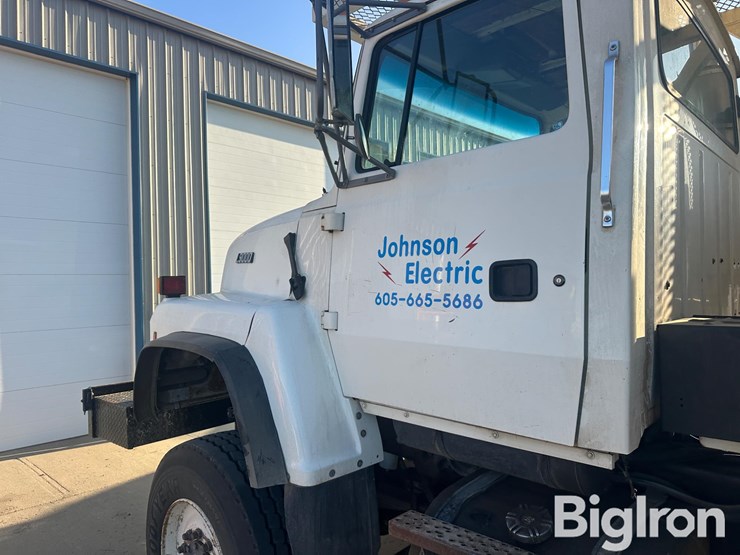 1996-ford-l9000-image-10