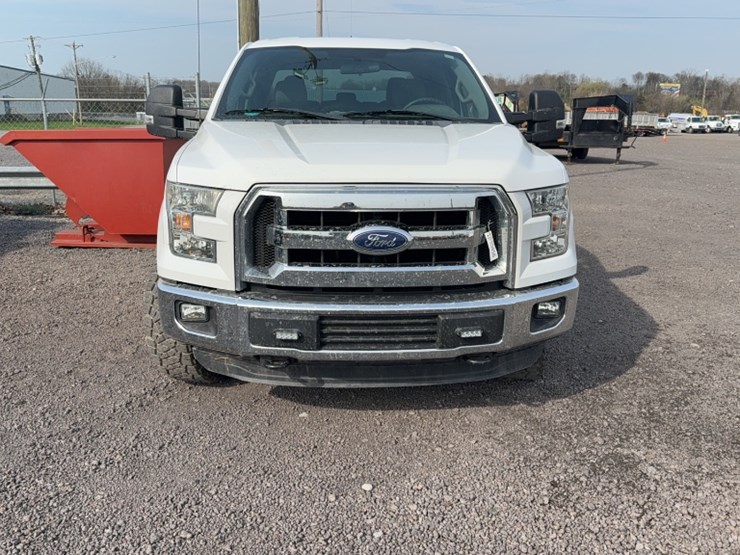 2016-ford-f150-image-2
