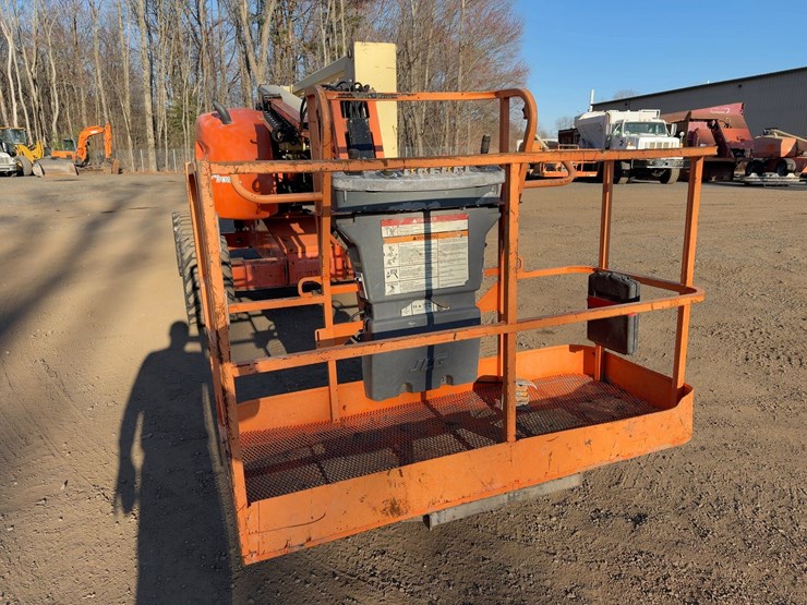 2014-jlg-450aj-image-8