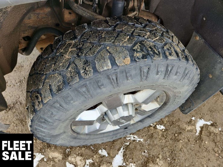 2016-gmc-sierra-3500hd-image-13