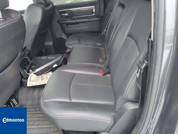 2018-dodge-1500-image-18