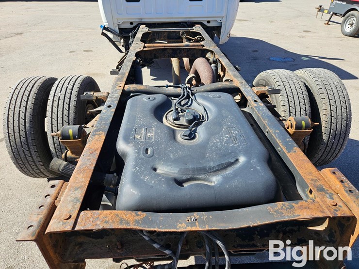 2011-dodge-ram-3500-image-18