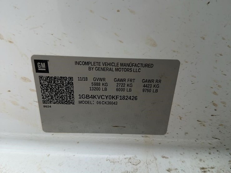 2019-chevrolet-3500-image-21