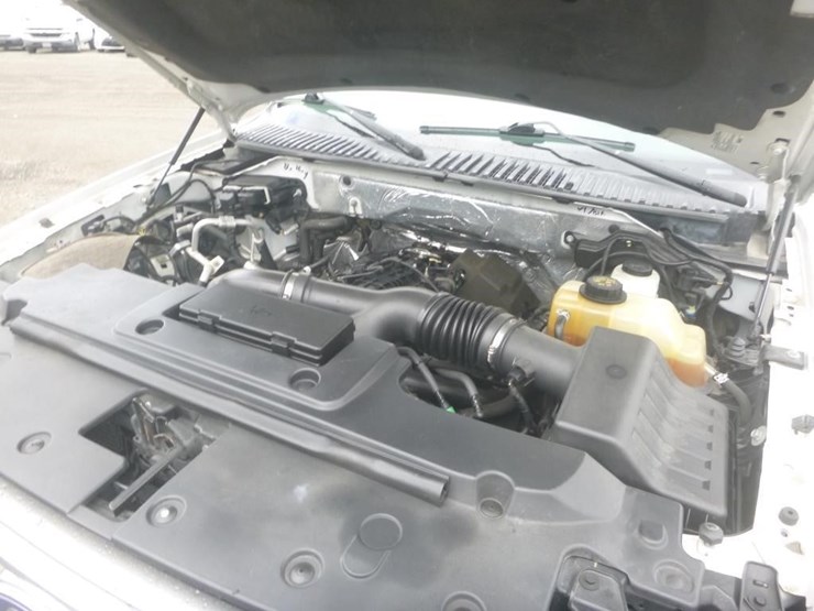 2015-ford-expedition-image-13