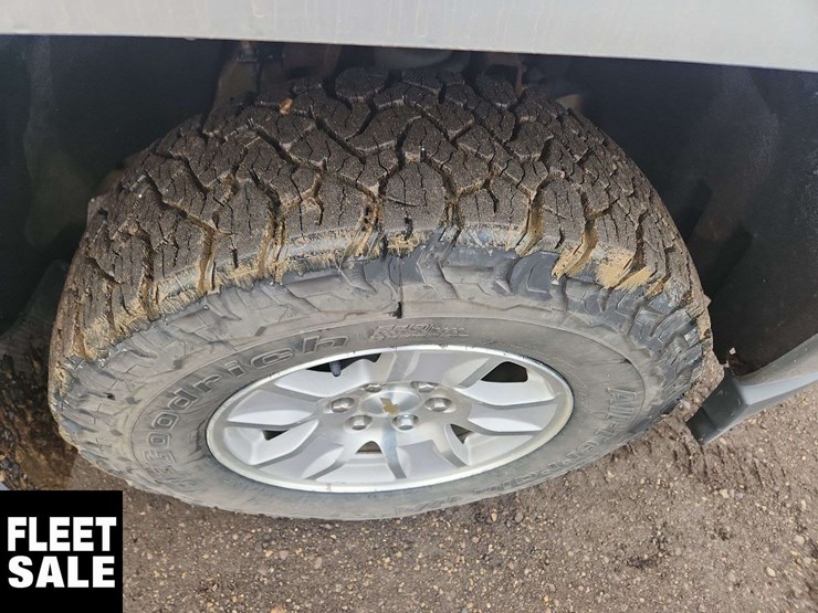 2018-chevrolet-silverado-1500-image-10