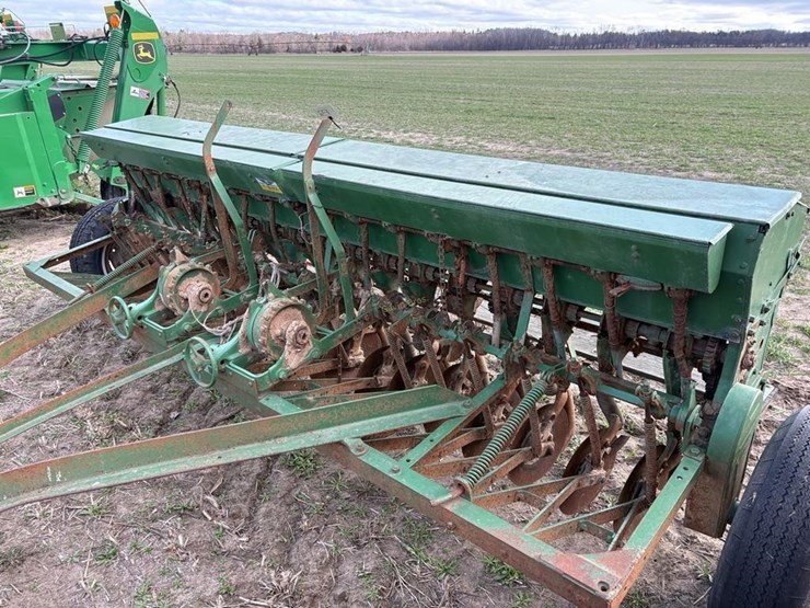 john-deere-10-image-8