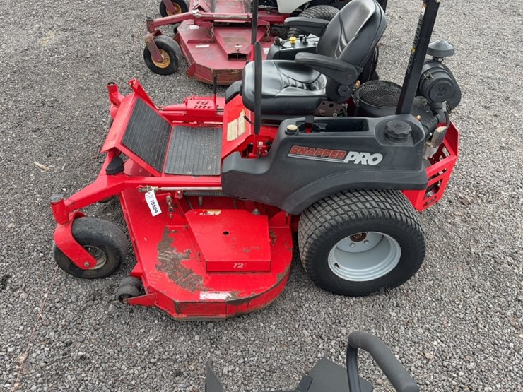 #4039-•-snapper-pro-5200x-zero-turn-lawn-mower-image-12