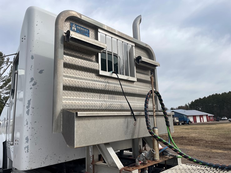 #240-•-2005-kenworth-truck-tractor-(has-mn-title)-(mora,-mn)-image-16