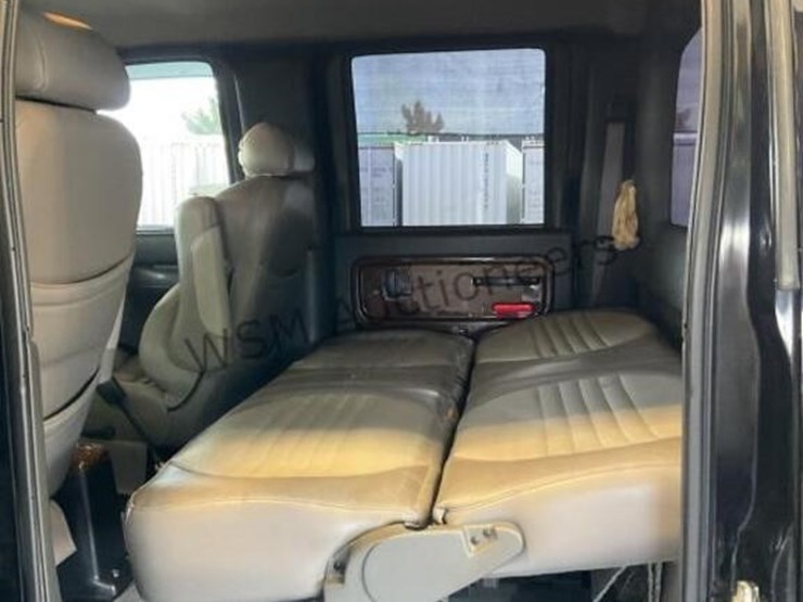 2006-gmc-topkick-image-24