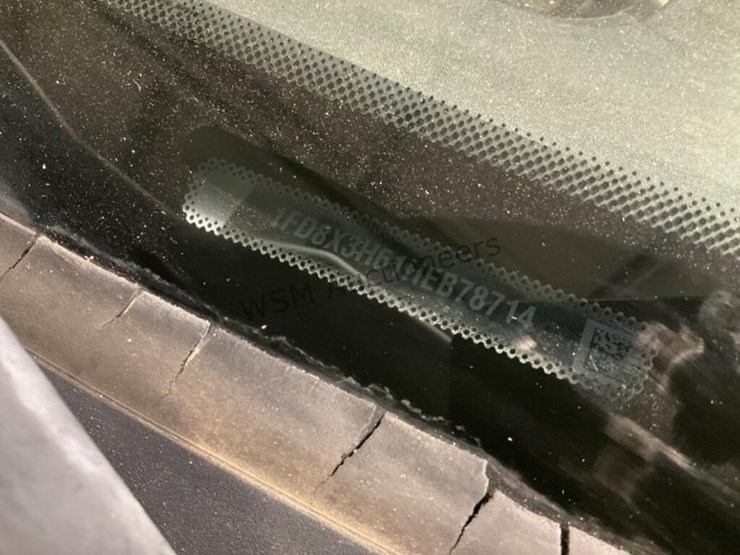 2017-ford-f350-image-15