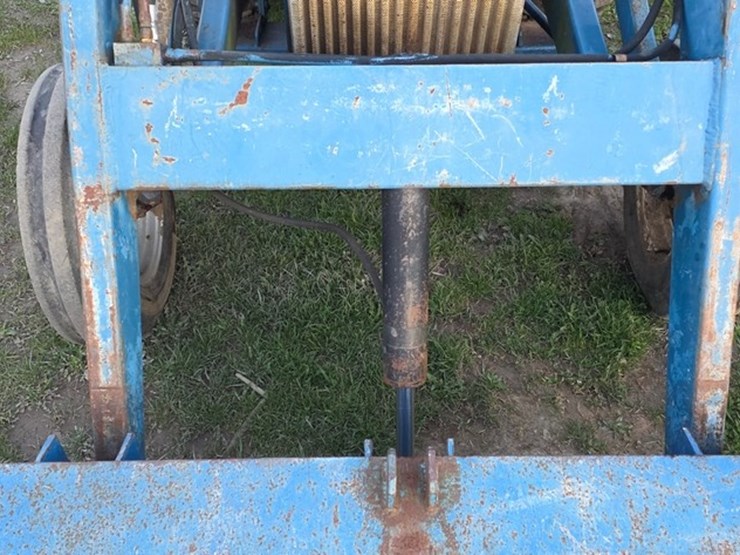 1984-ford-4610-image-29