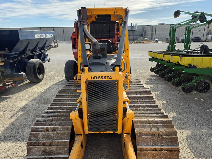 2007-dressta-td9m-image-4