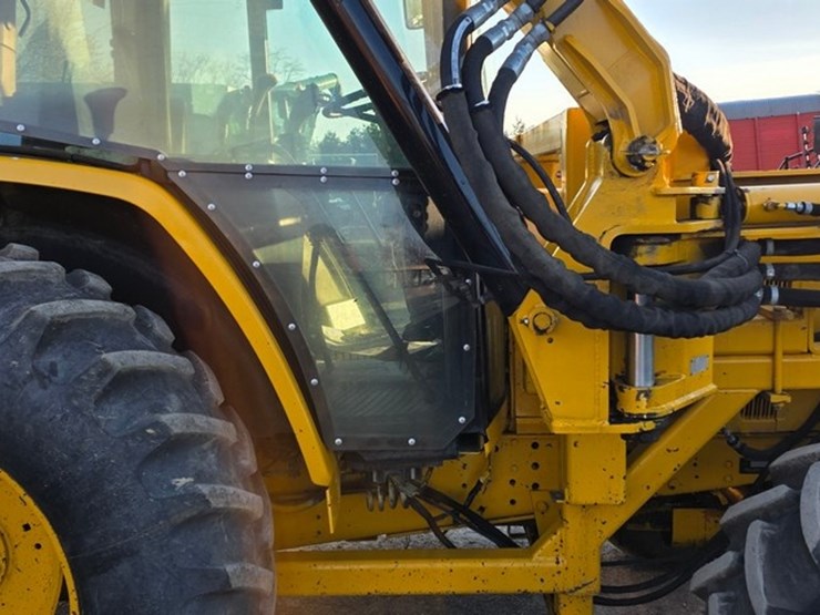 2002-john-deere-6410-image-12