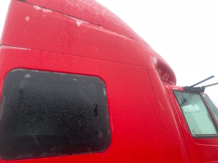 #234-•-2016-international-semi-tractor-(has-wi-title)-(denmark,-wi)-image-27