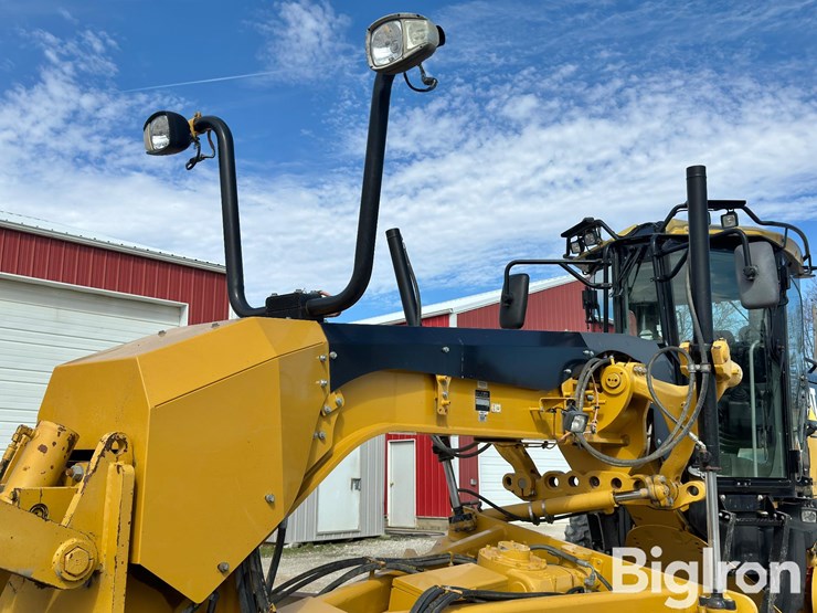 2013-caterpillar-140m2-vhp-plus-image-9