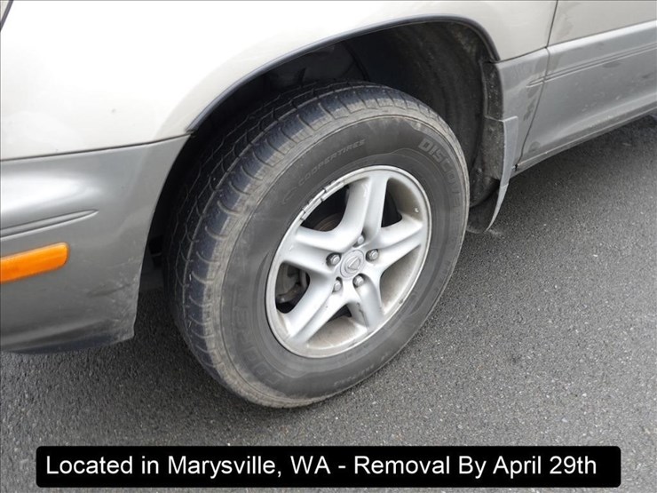 1999-lexus-rx300-image-14