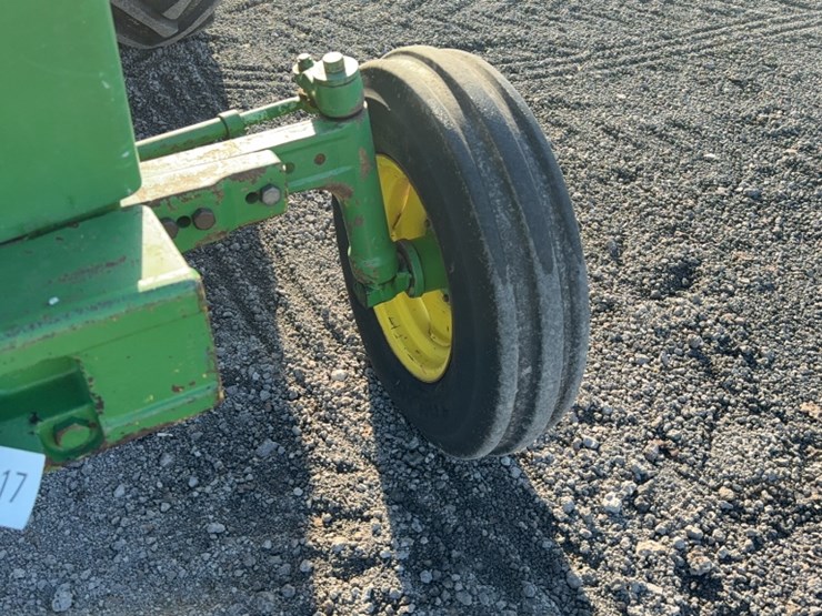 john-deere-2550-image-5