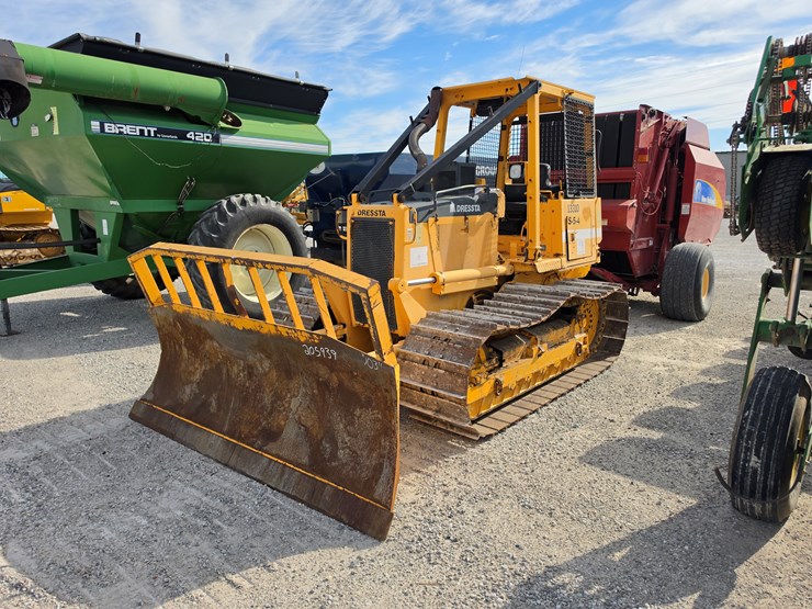 2007-dressta-td9m-image-1