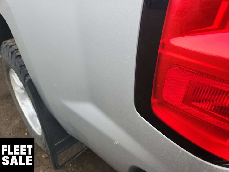 2018-chevrolet-silverado-1500-image-31