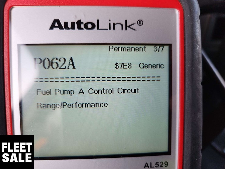 2019-ram-1500-classic-image-27