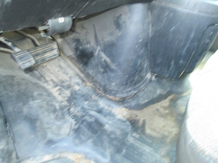 2012-chevrolet-express-g1500-image-24