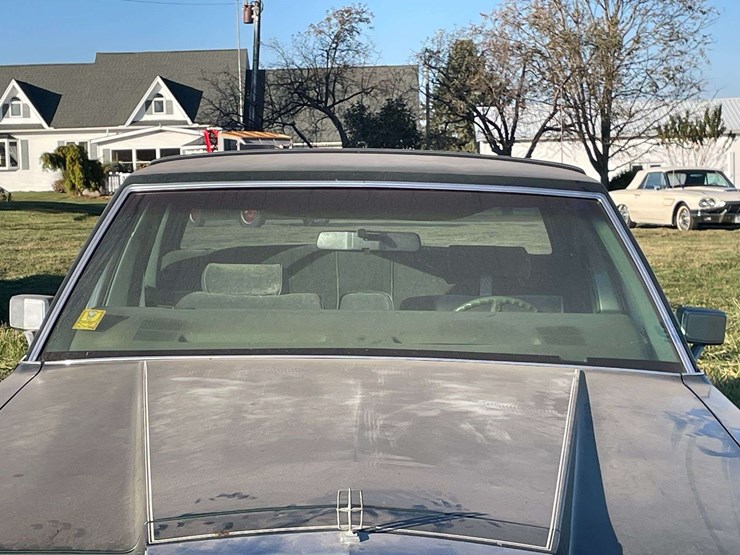 1980-lincoln-continental-town-car-image-10