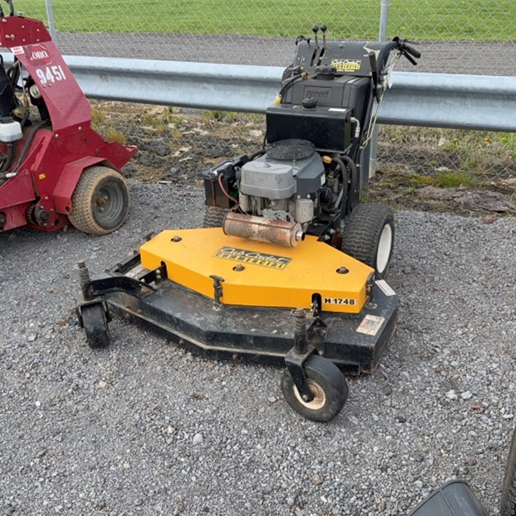 #4095 • CUB CADET COMMERCIAL 48" WALK BEHIND MOWER