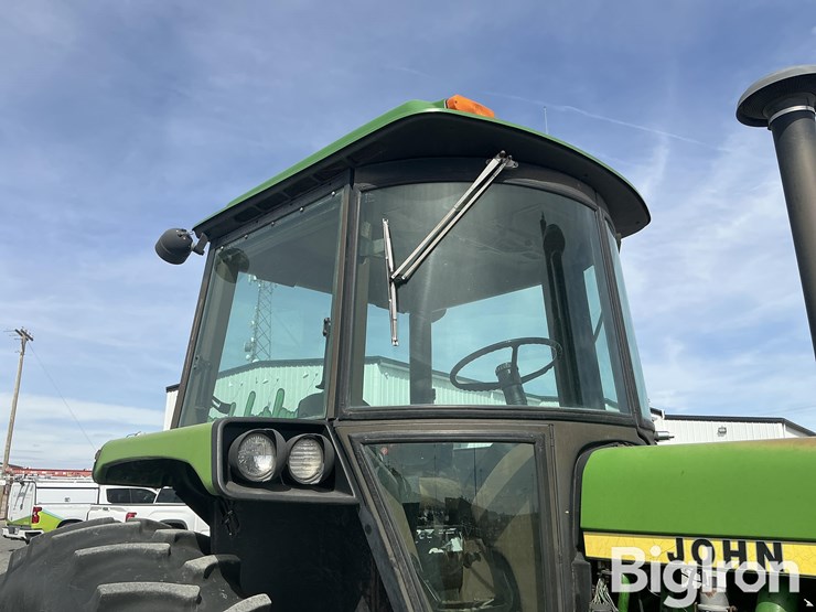 1988-john-deere-4450-image-16