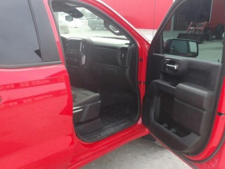 2023-chevrolet-1500-image-39