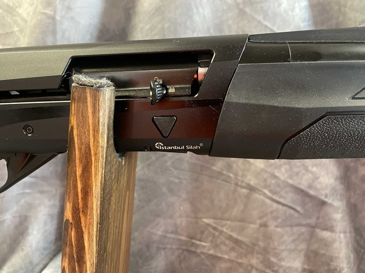 #10116-•-impala-plus-nero-s,-12-ga.-semi-auto-shotgun,-sn:-60-h23yt-002553-image-8