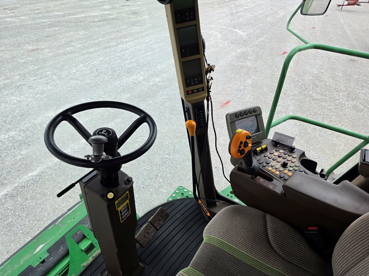 2010-john-deere-2010-image-5
