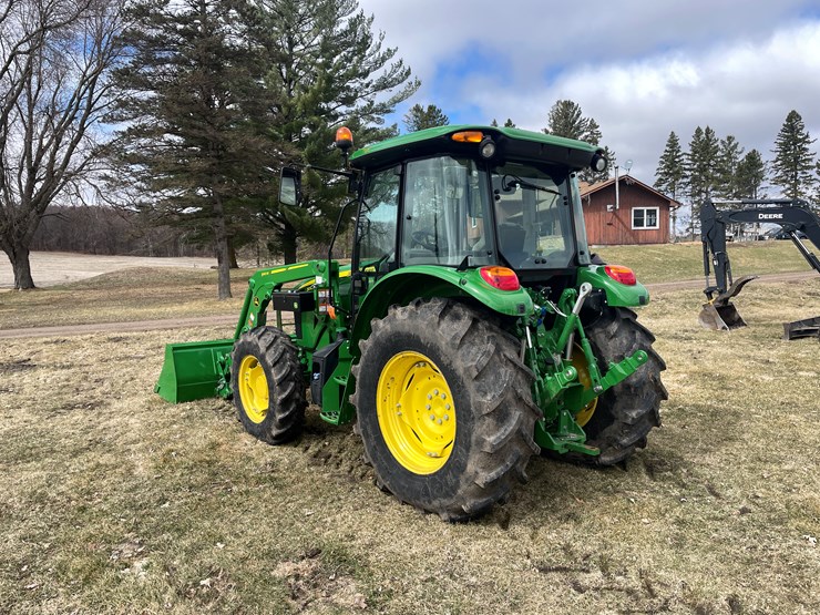 2019-john-deere-5090m-image-3