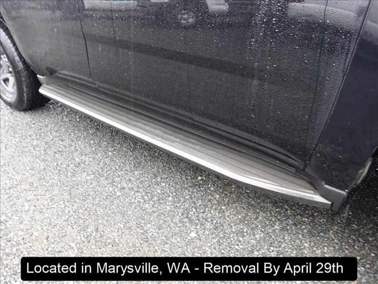 2016-chevrolet-tahoe-image-21