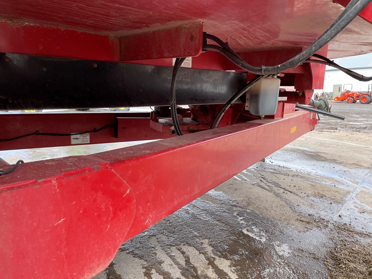 2021-meyer-f815-image-32