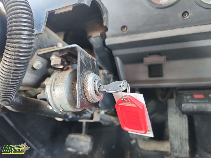 1998-mack-ch613-image-25