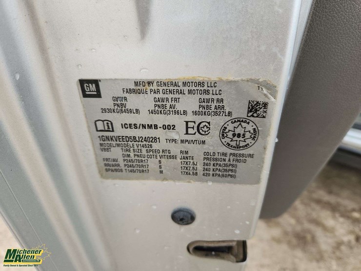 2011-chevrolet-traverse-ls-image-35