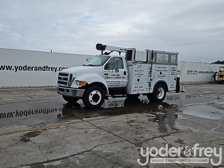 2006-ford-f750-image-2