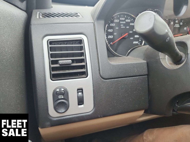 2009-chevrolet-equinox-ls-image-27