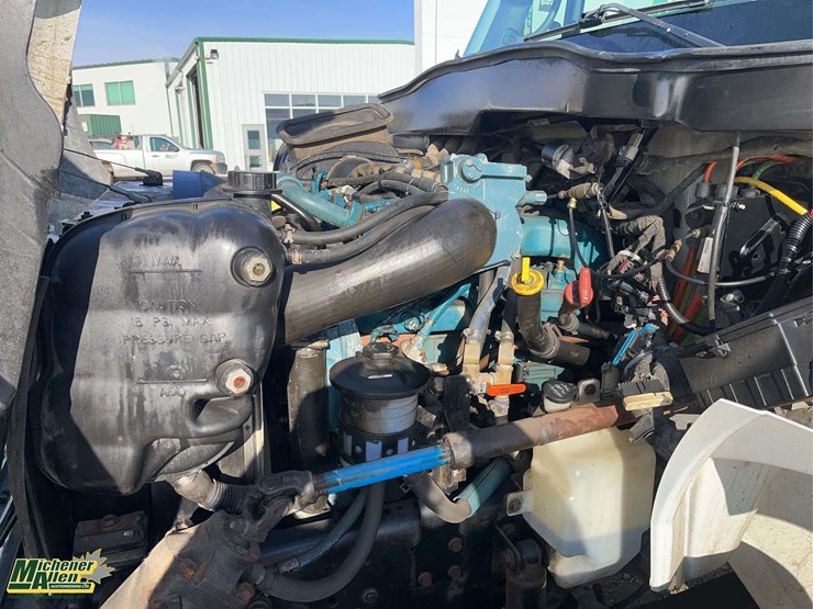 2006-international-durastar-4300-image-33