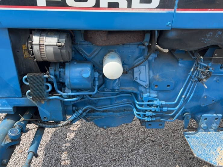 ford-3930-image-16