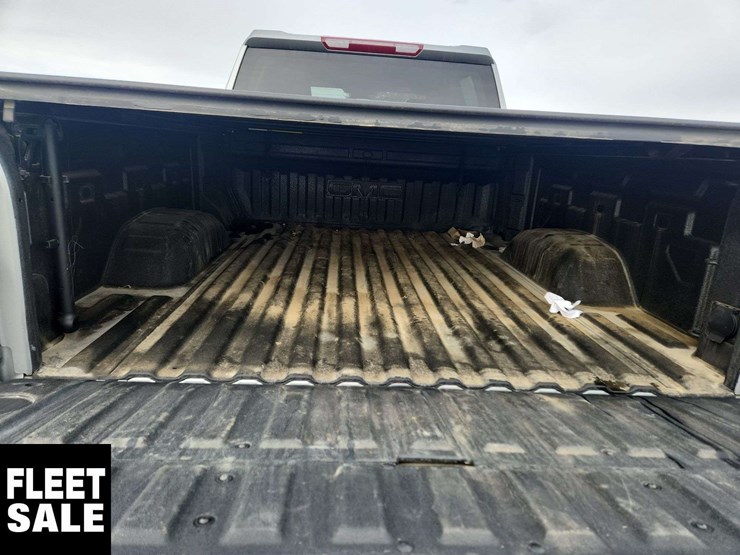 2024-gmc-sierra-2500hd-image-16