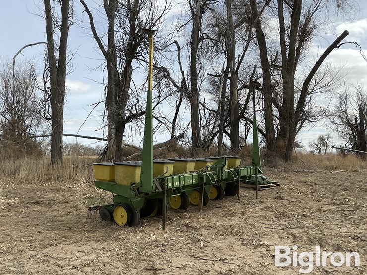 john-deere-7100-image-3