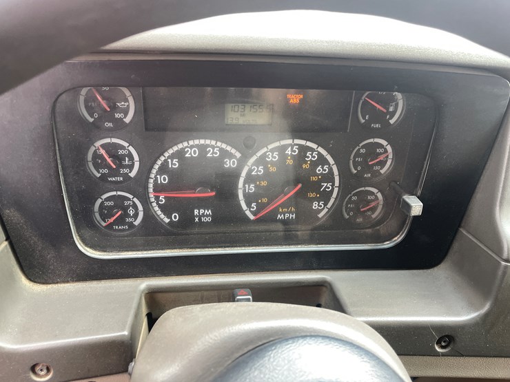 #212-•-2005-sterling-dump-truck-(has-mn-title)-(mora,-mn)-image-36