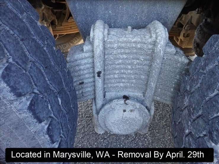 1995-mack-rd688s-image-10